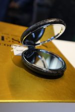 Luxury Touch Compact Mirror – Leather Texture - Image 8