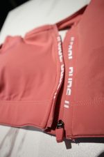 Training top with closure - Image 3