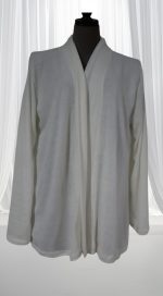 Comfortable cardigan with clean effect