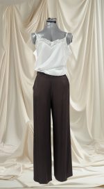 Smooth satin trousers with soft touch - Image 4