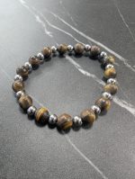 Tiger Eye & Steel Beaded Bracelet – Elegant & Minimalist